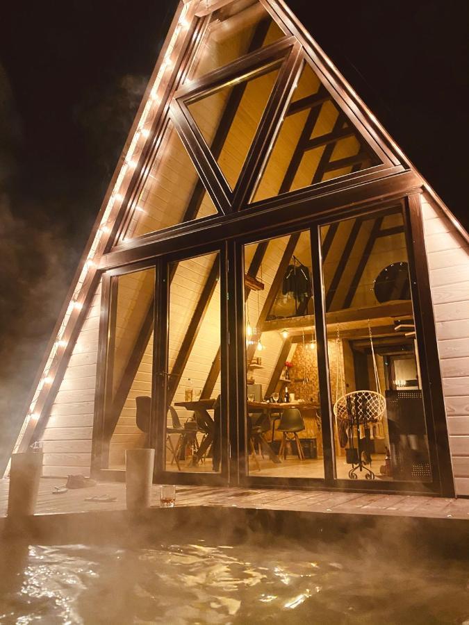 Ferienhaus The Sunset будиночок з чаном чан не входить у вартість Zhuraky