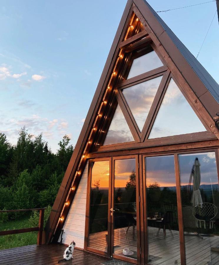 Ferienhaus The Sunset будиночок з чаном чан не входить у вартість Zhuraky