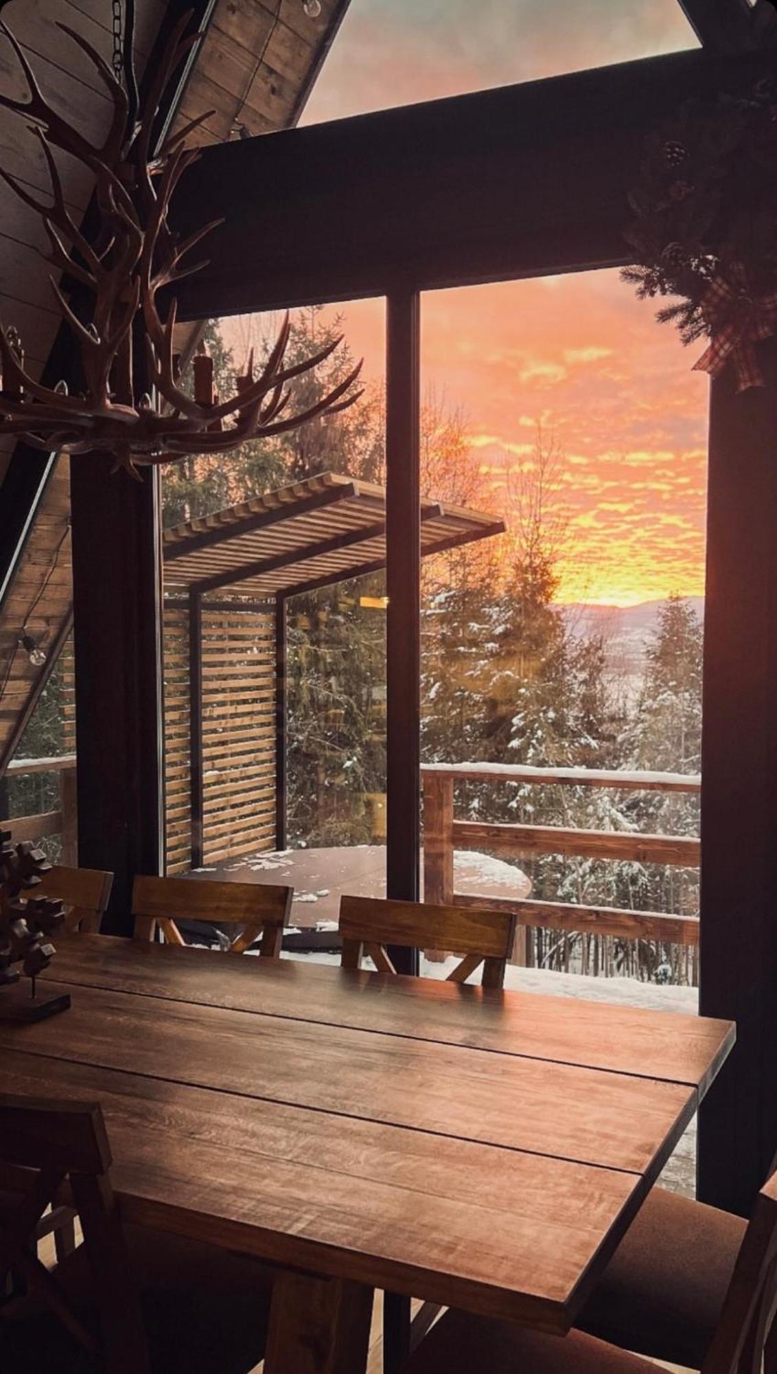 The Sunset будиночок з чаном чан не входить у вартість * Zhuraky
