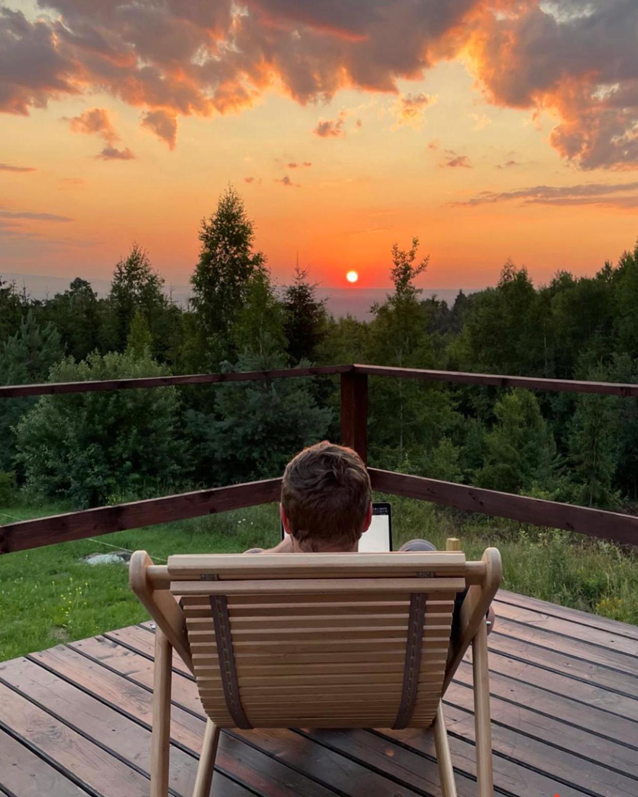 The Sunset будиночок з чаном чан не входить у вартість Ferienhaus Zhuraky